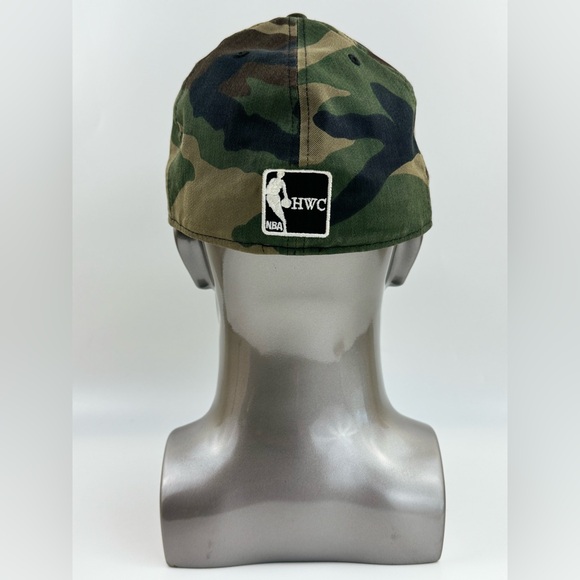 New Era Chicago Bulls Windy City Hardwood Classics NBA Camo Basketball Cap 7 3/8 - Picture 5 of 11
